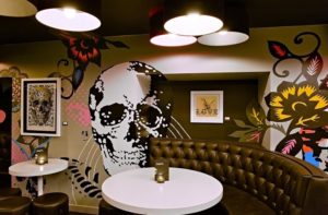 Graphic Gin Bar