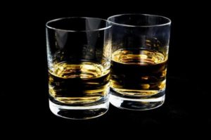 16 reasons drinking whisky