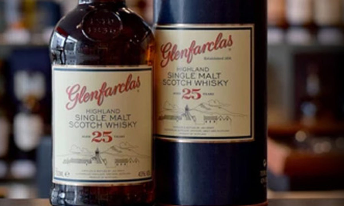 Glenfarclas 25 Year Old Highland Single Malt Scotch Whisky Review