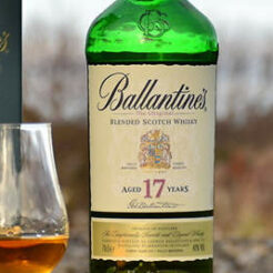 N*O様 Ballantine's 17 Years Old Blended S Buy Ballantine's 17 Year Old Blended Scotch - CityDrinks