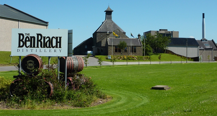 benriach-distillery-story-read-more-at-greatdrams