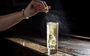 Article Japanese Whisky Highball Cocktail Recipe 1000x617